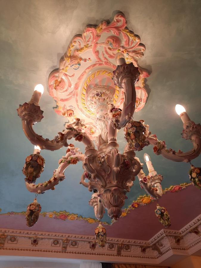 Appartement Fantasy à Karlovy Vary Extérieur photo